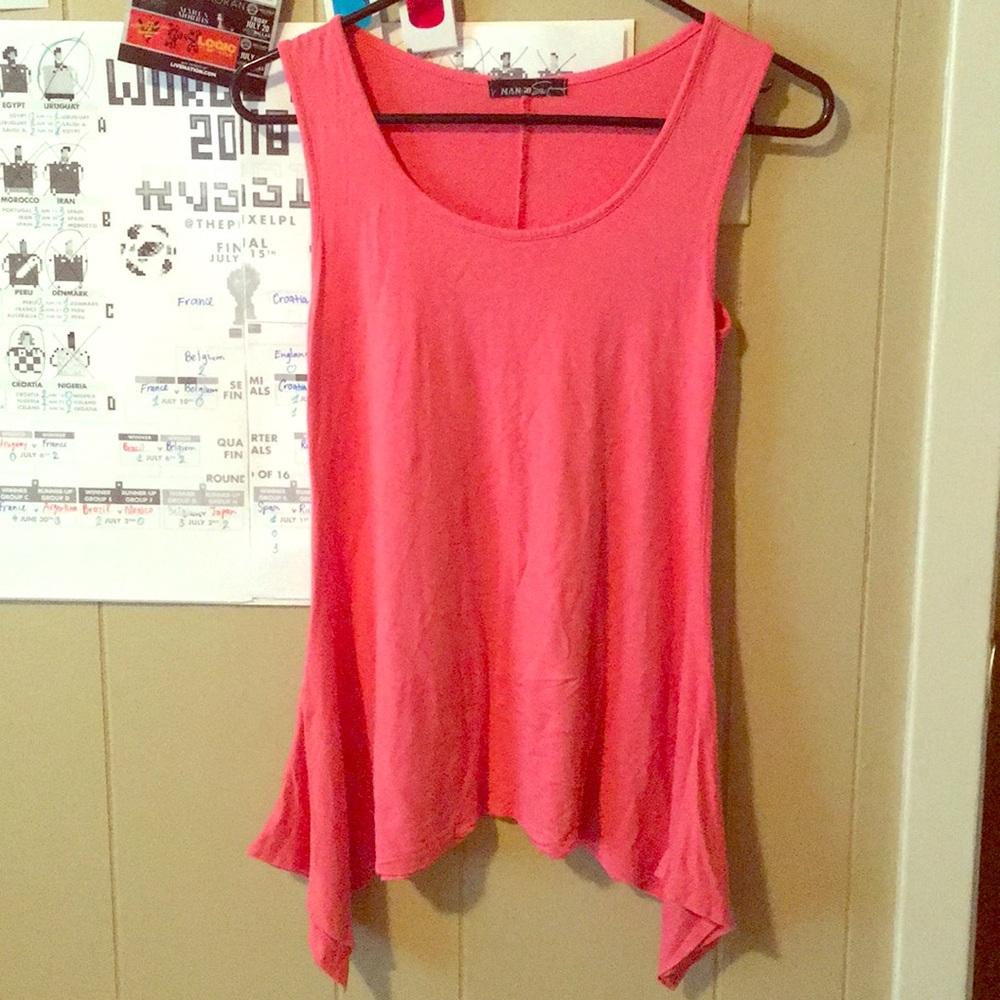 A line dipped hem top XS